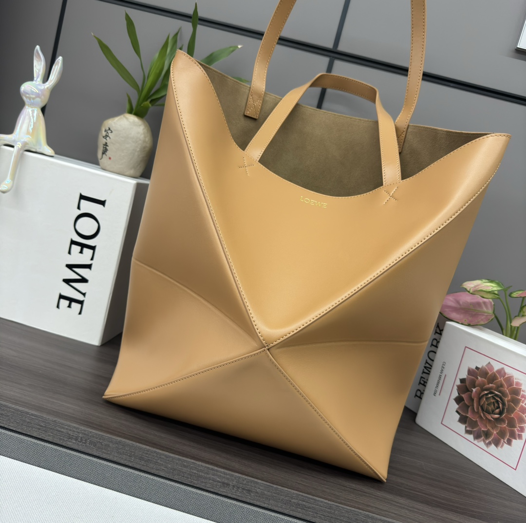 Loewe Shopping Bags